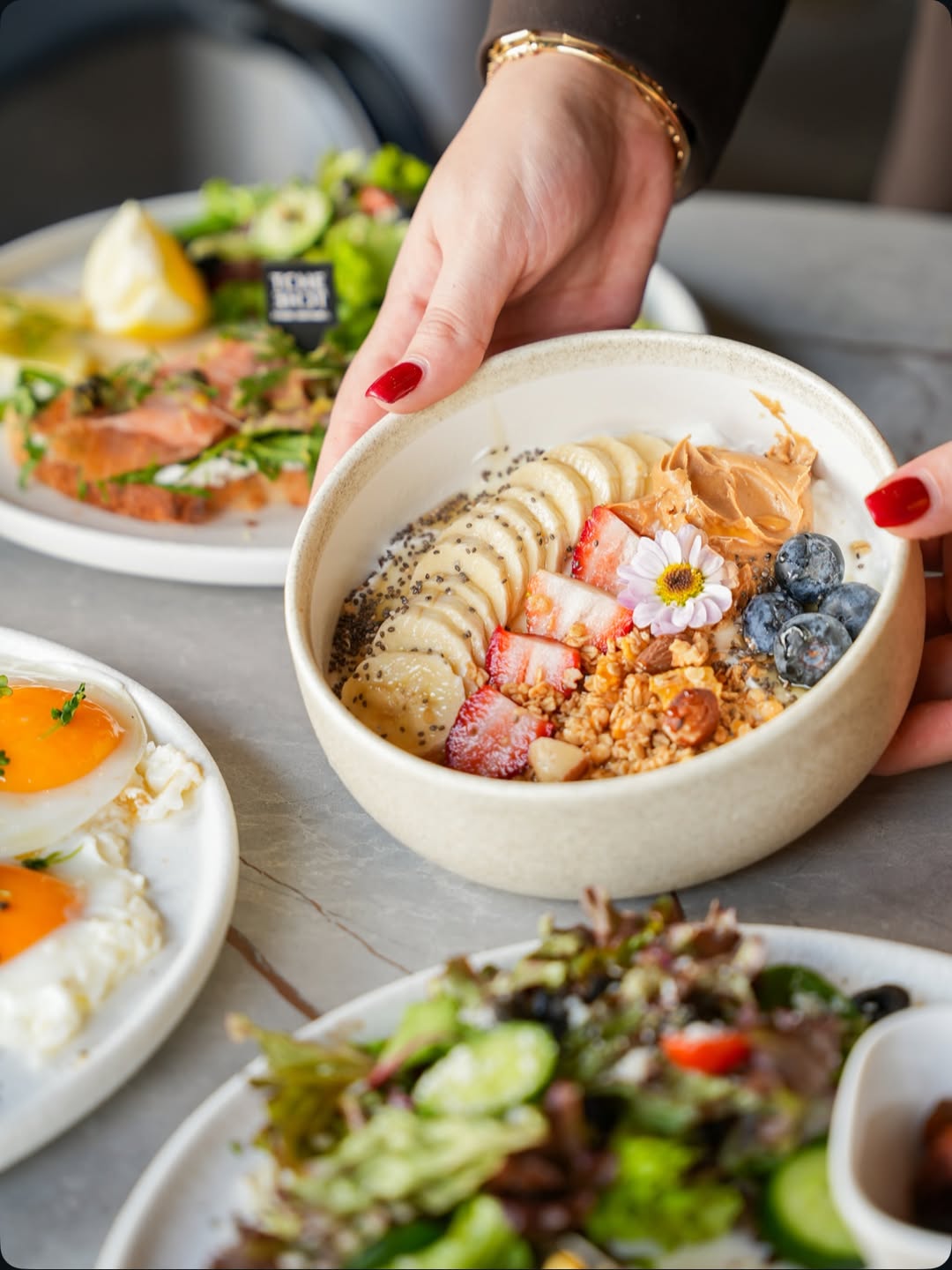 Signature Dishes and International Cuisine Tche Tche